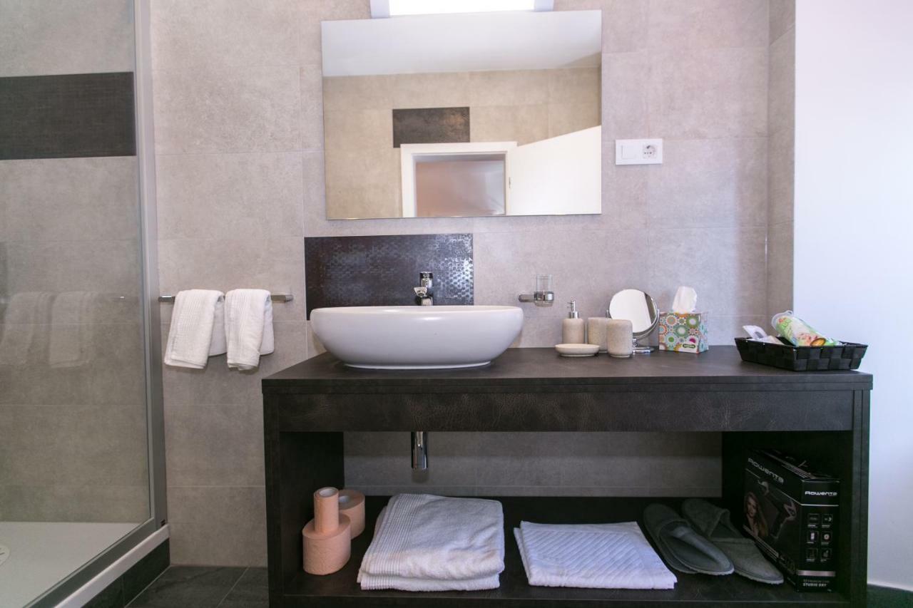 Apartments Del Molo Рийека Екстериор снимка