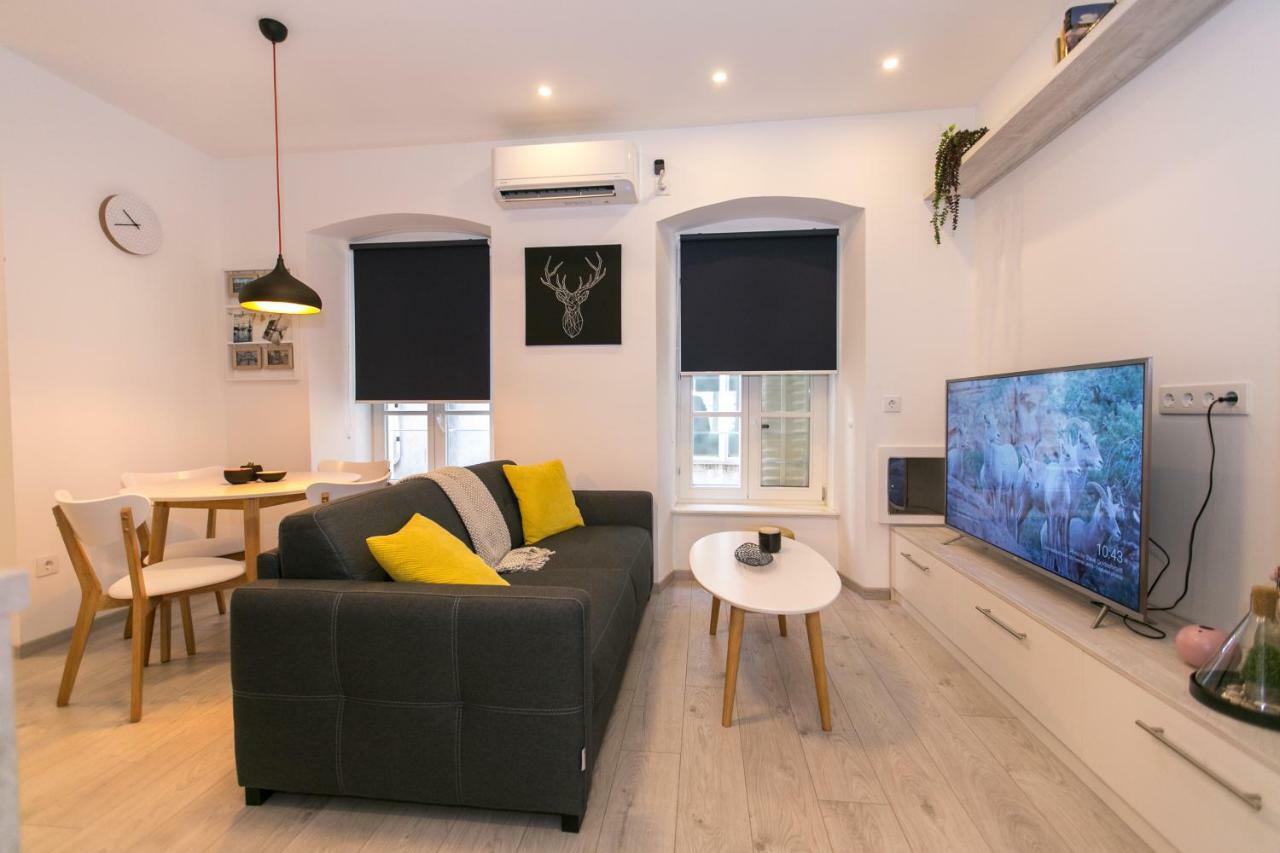 Apartments Del Molo Рийека Екстериор снимка