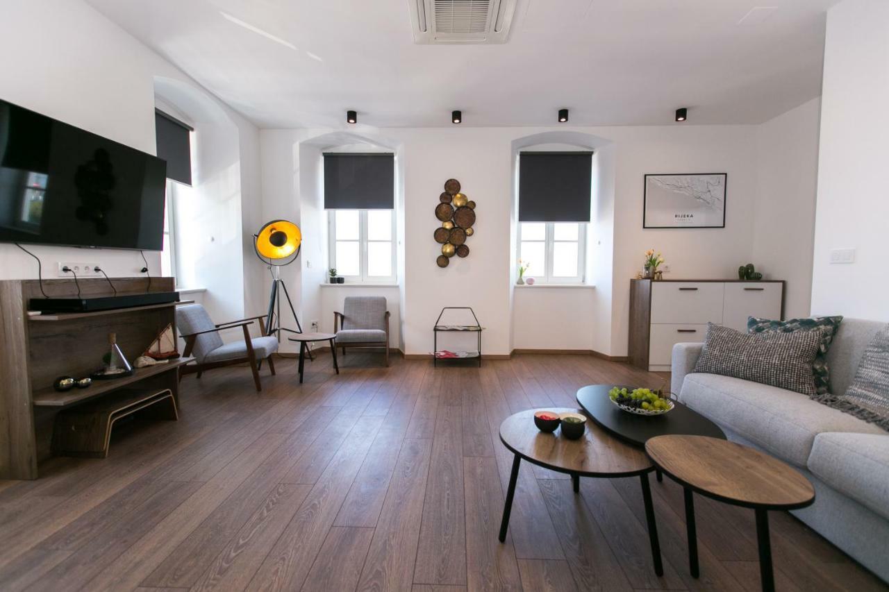 Apartments Del Molo Рийека Екстериор снимка