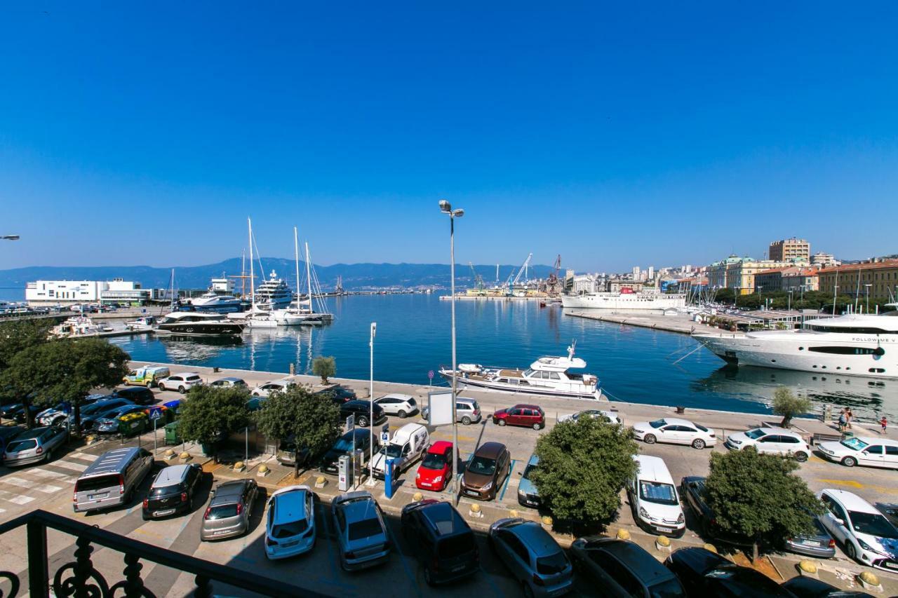 Apartments Del Molo Рийека Екстериор снимка